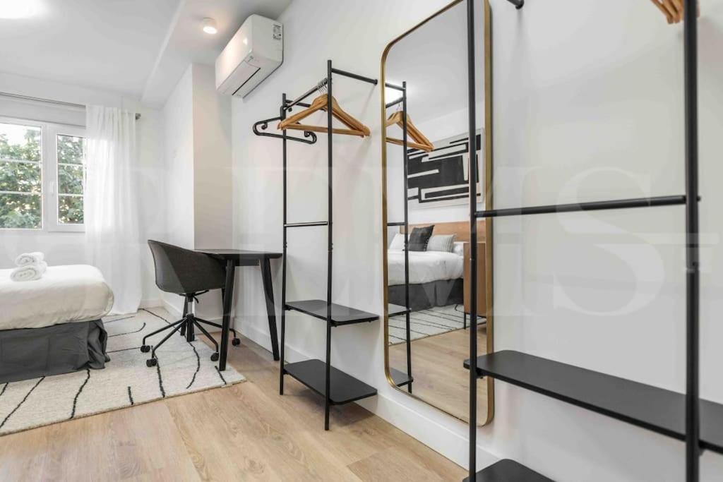 Bright And Modern Apartment By Rems Málaga Buitenkant foto