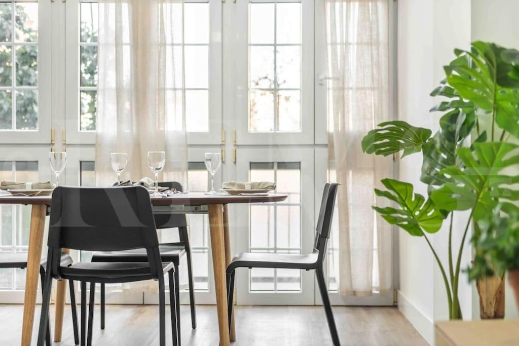 Bright And Modern Apartment By Rems Málaga Buitenkant foto