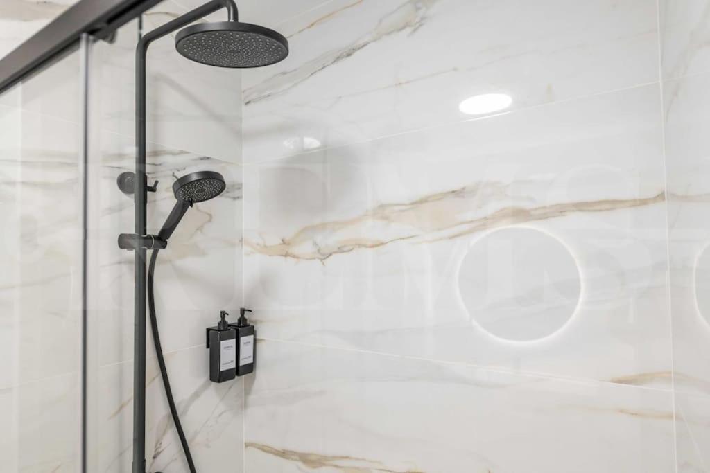 Bright And Modern Apartment By Rems Málaga Buitenkant foto